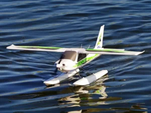 Arrows TECNAM 2010 with Floats and Gyro 3S PNP